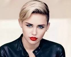 Майли Сайрус: Хүмүүс өлсөж байхад ”улаан хивсэн дээр” ахин алхахгүй